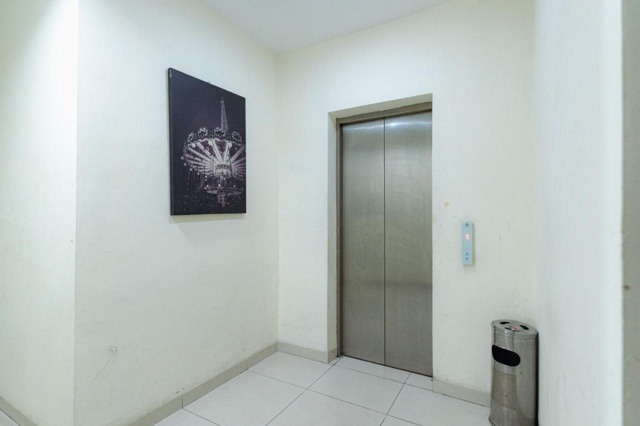 Reddoorz At Nagoya Indah Batam Ξενοδοχείο Εξωτερικό φωτογραφία