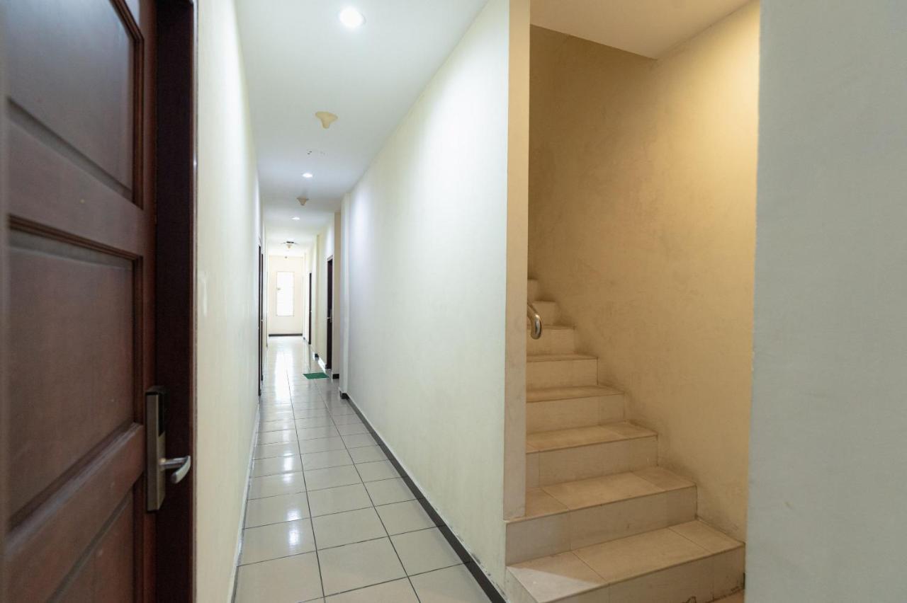Reddoorz At Nagoya Indah Batam Ξενοδοχείο Εξωτερικό φωτογραφία